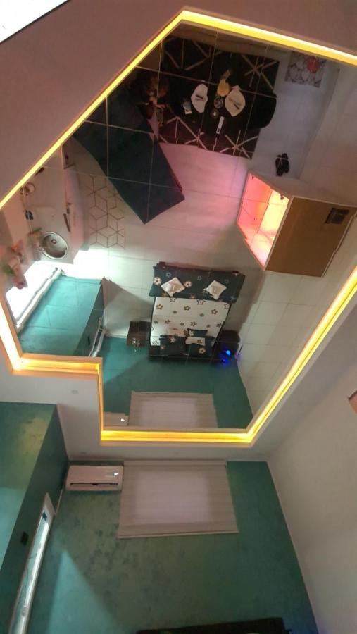 Apartman Melody Парачин Екстериор снимка