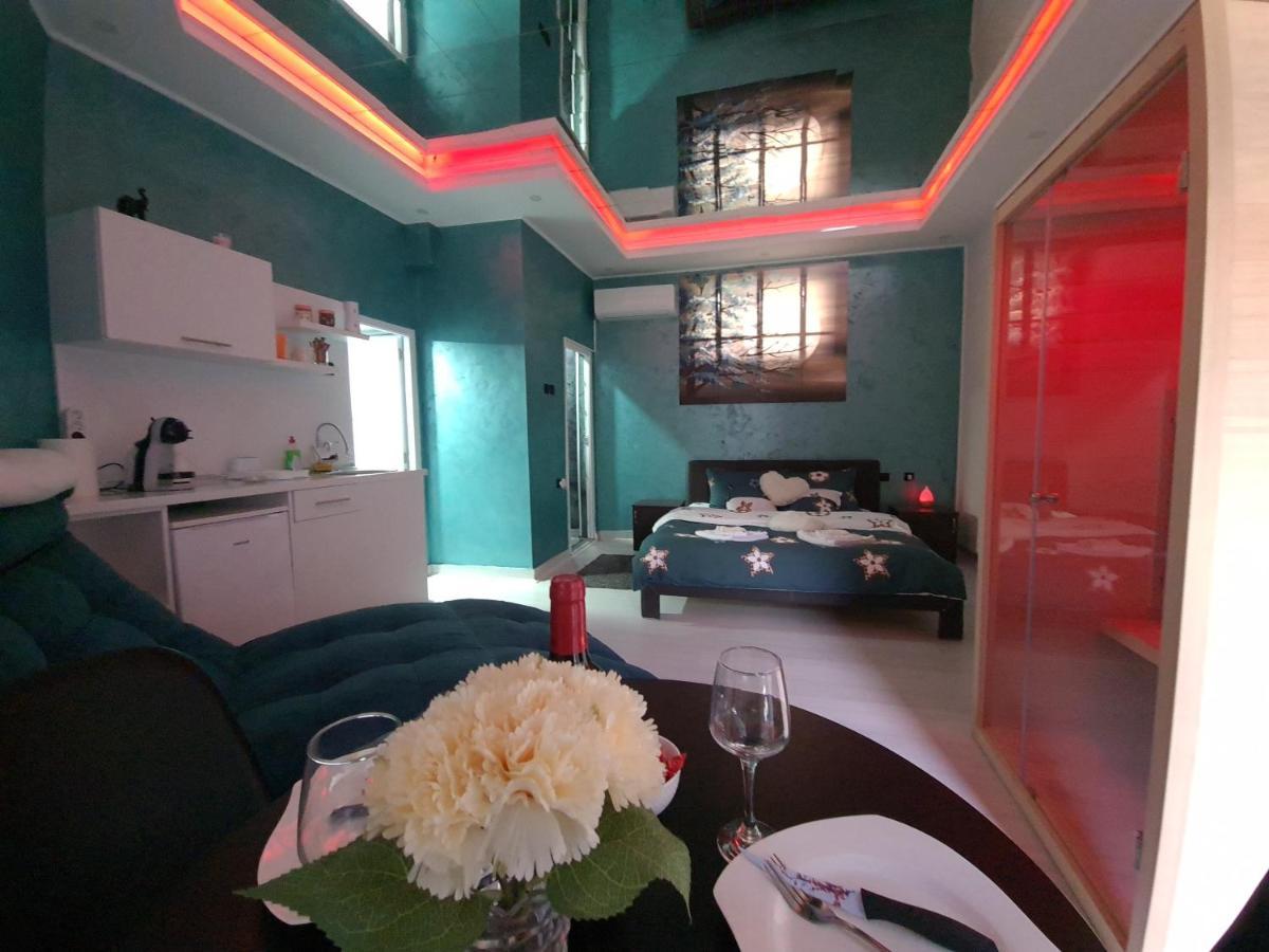 Apartman Melody Парачин Екстериор снимка